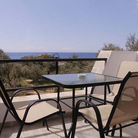 Velco Bb Himara Bed & Breakfast Екстериор снимка